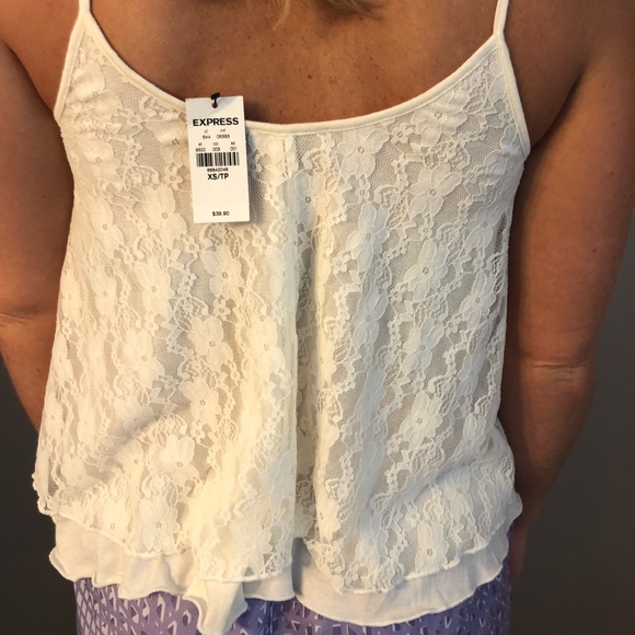 NWT White lace crop top - Picture 2 of 3